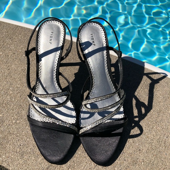 FIONI Clothing Shoes - Black & Silver Sparkle Sandal Heels